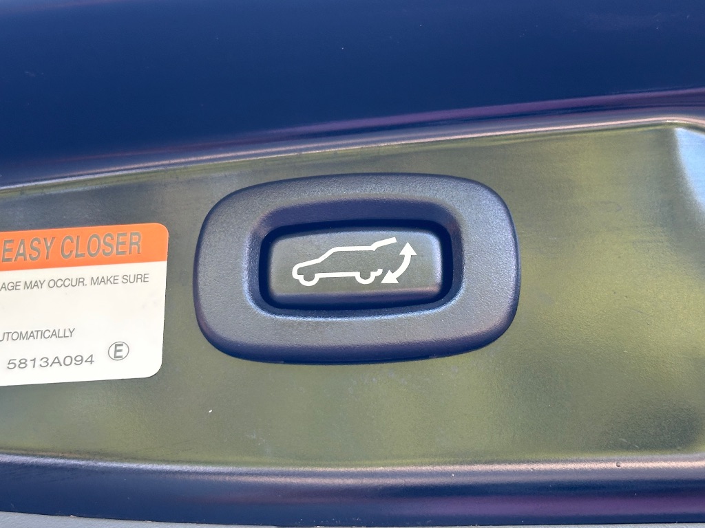 2020 Mitsubishi Outlander - $12,999