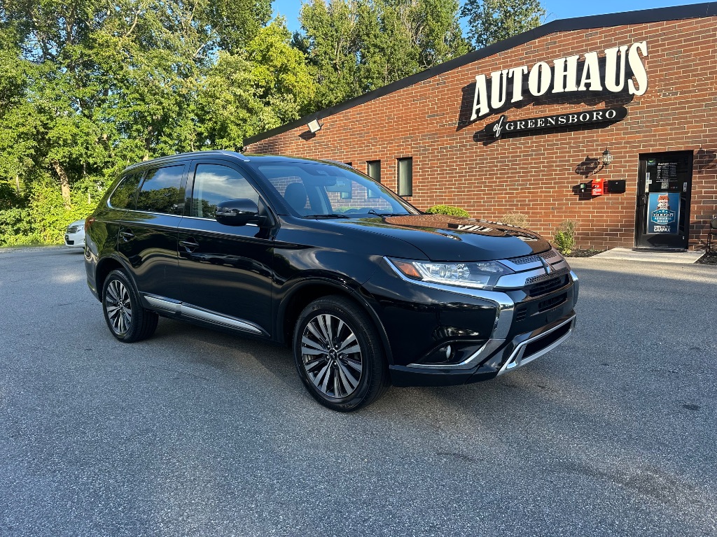 2020 Mitsubishi Outlander - $12,999