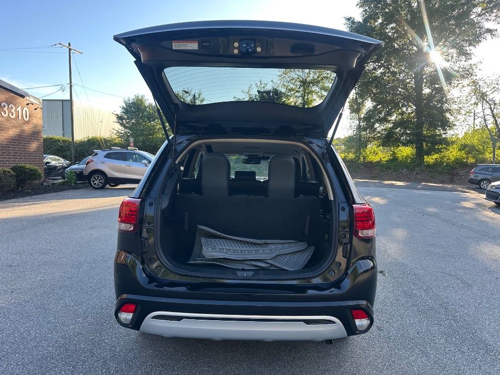 2020 Mitsubishi Outlander - $12,999