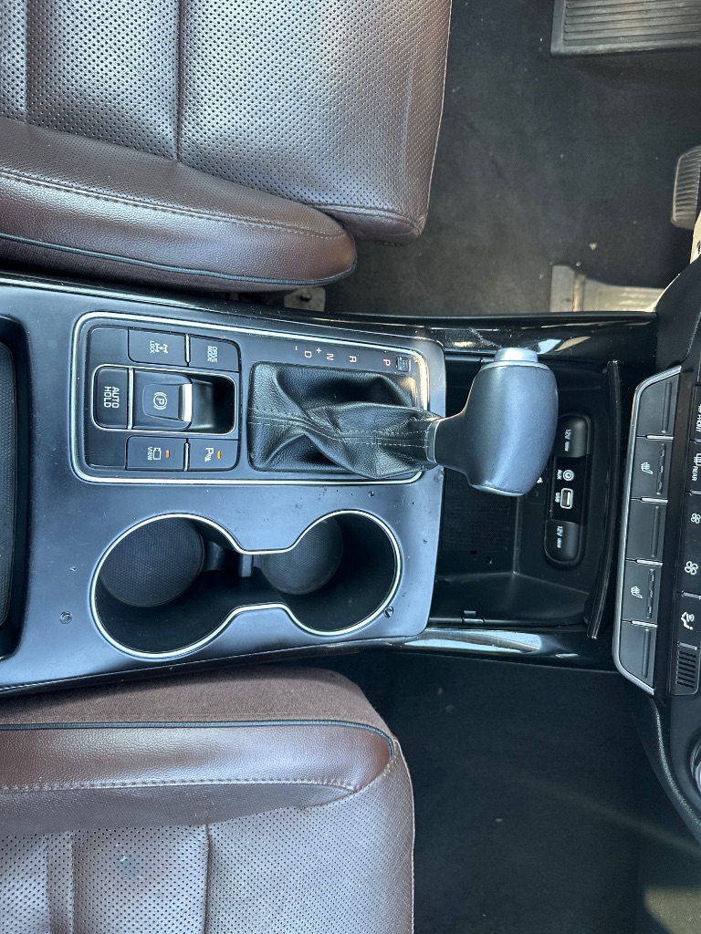 2020 Kia Sorento - $14,499