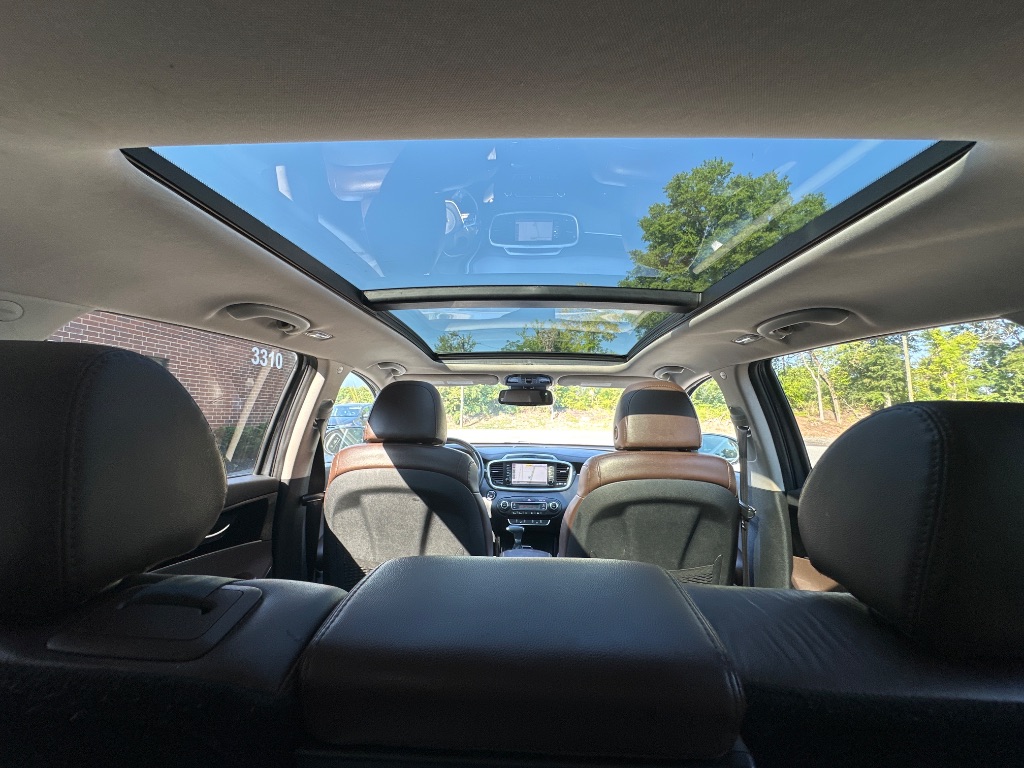 2020 Kia Sorento - $14,499
