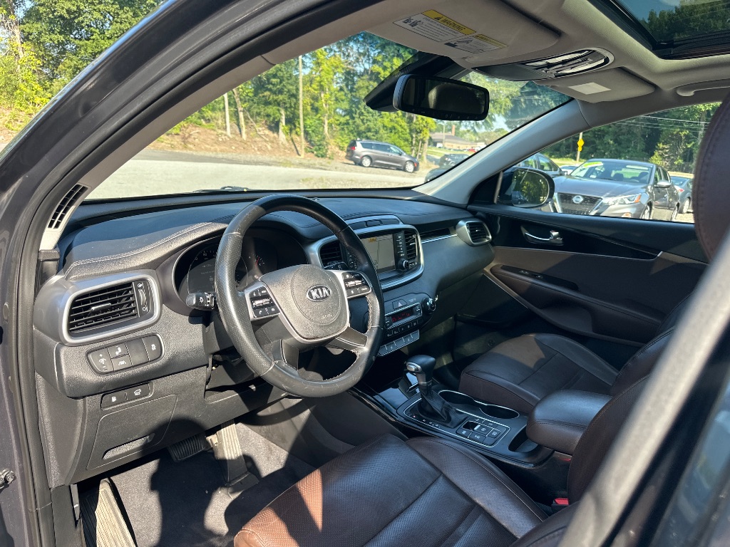 2020 Kia Sorento - $14,499