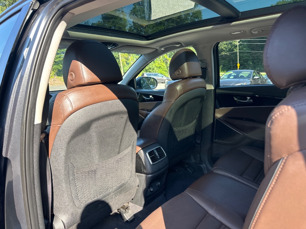 2020 Kia Sorento - $14,499
