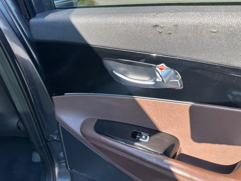 2020 Kia Sorento - $14,499