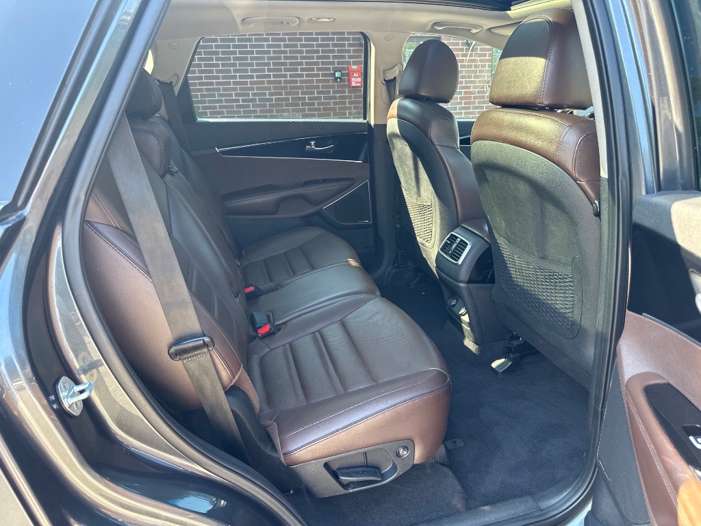 2020 Kia Sorento - $14,499