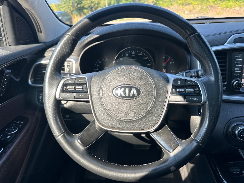 2020 Kia Sorento - $14,499