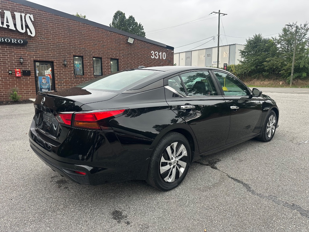 2020 Nissan Altima - $13,999