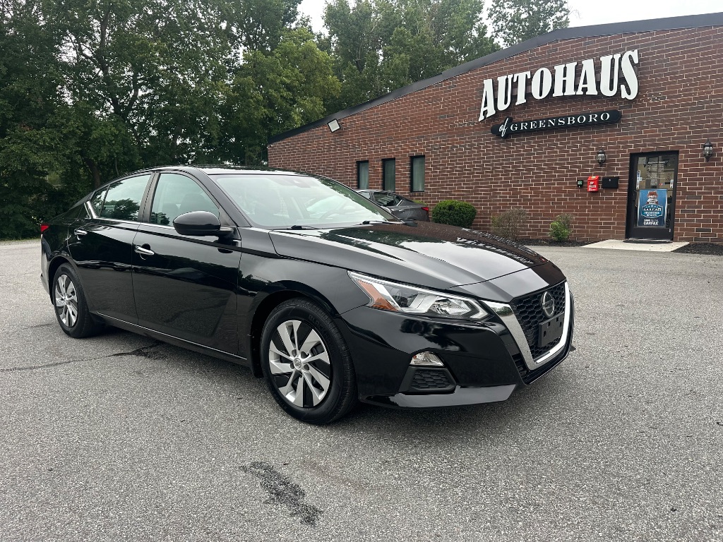 2020 Nissan Altima - $13,999