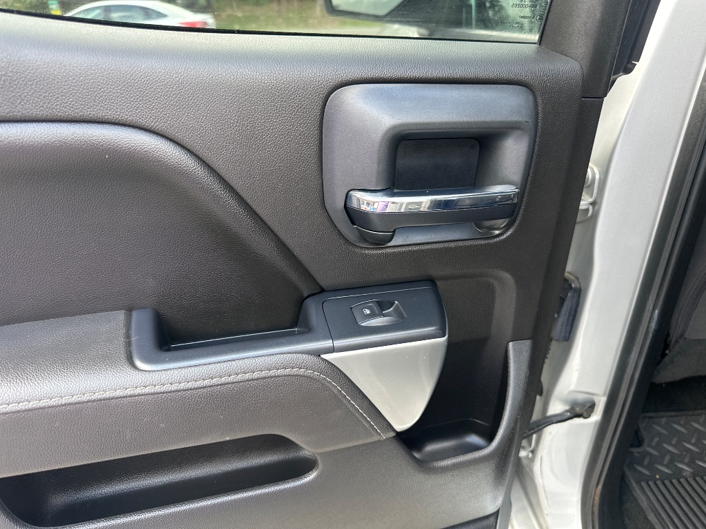 2016 Chevrolet Silverado - $13,999