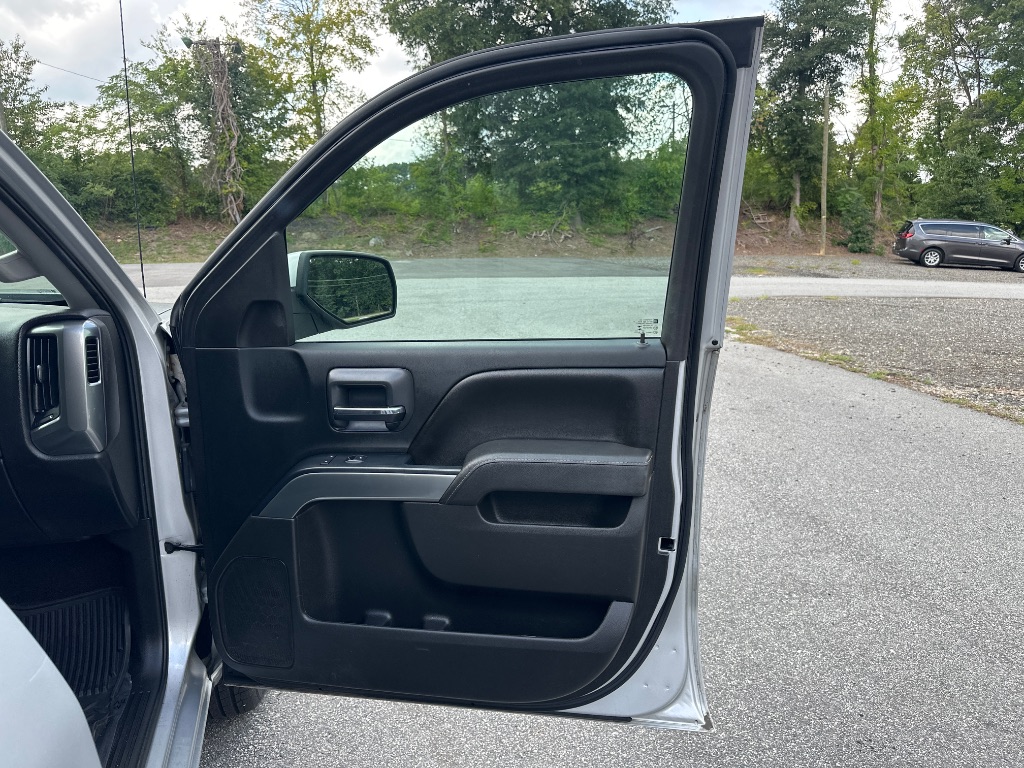 2016 Chevrolet Silverado - $13,999