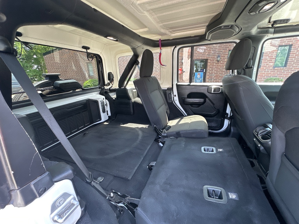 2018 Jeep Wrangler - $15,499
