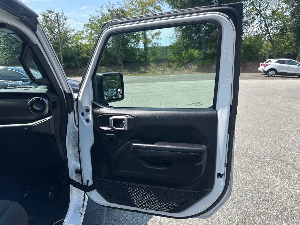 2018 Jeep Wrangler - $15,499