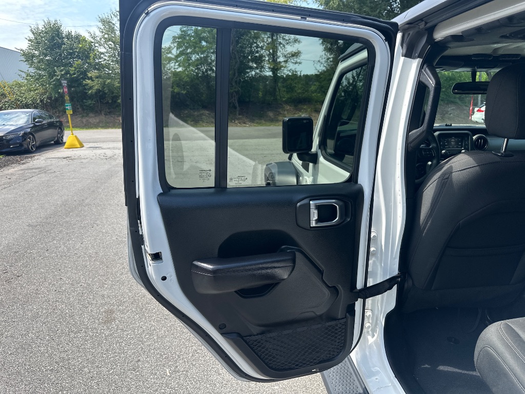 2018 Jeep Wrangler - $15,499