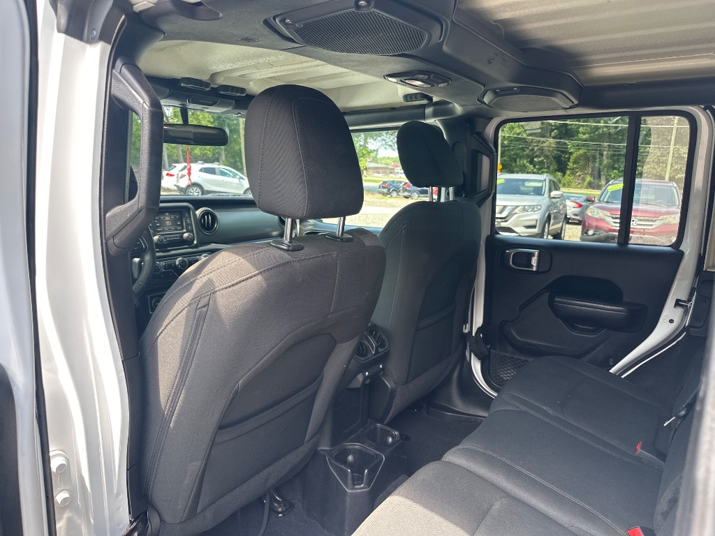 2018 Jeep Wrangler - $15,499