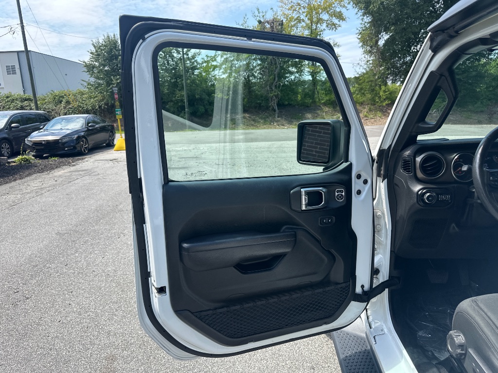 2018 Jeep Wrangler - $15,499