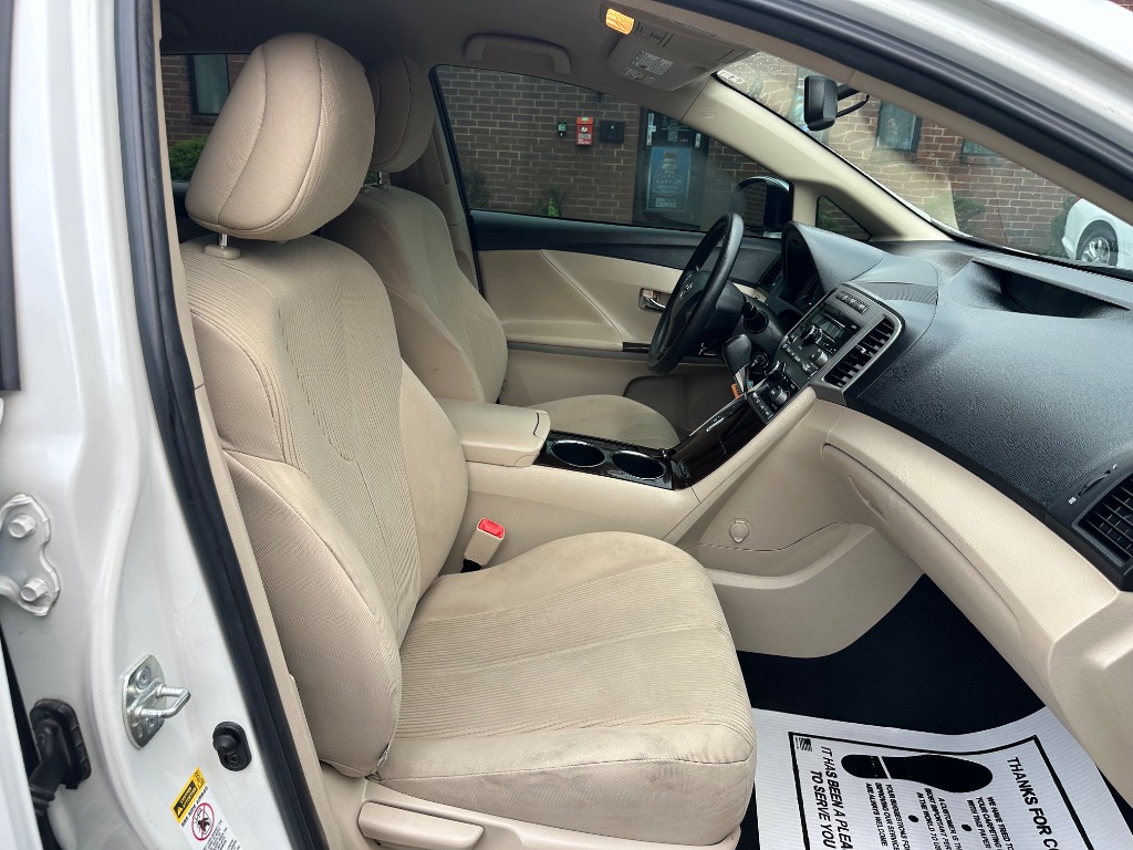 2009 Toyota Venza - $5,999