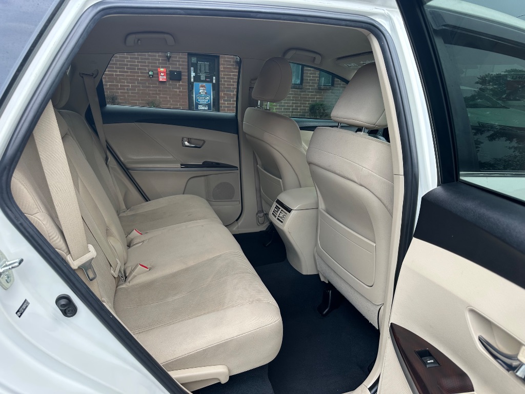 2009 Toyota Venza - $5,999