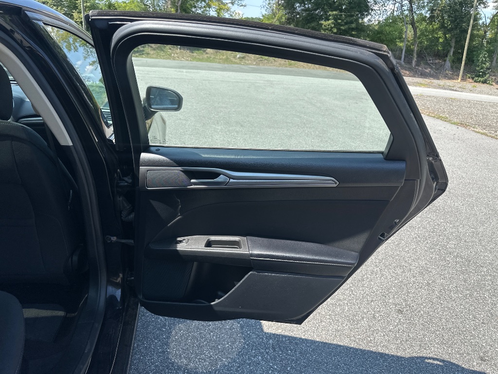 2020 Ford Fusion - $10,499