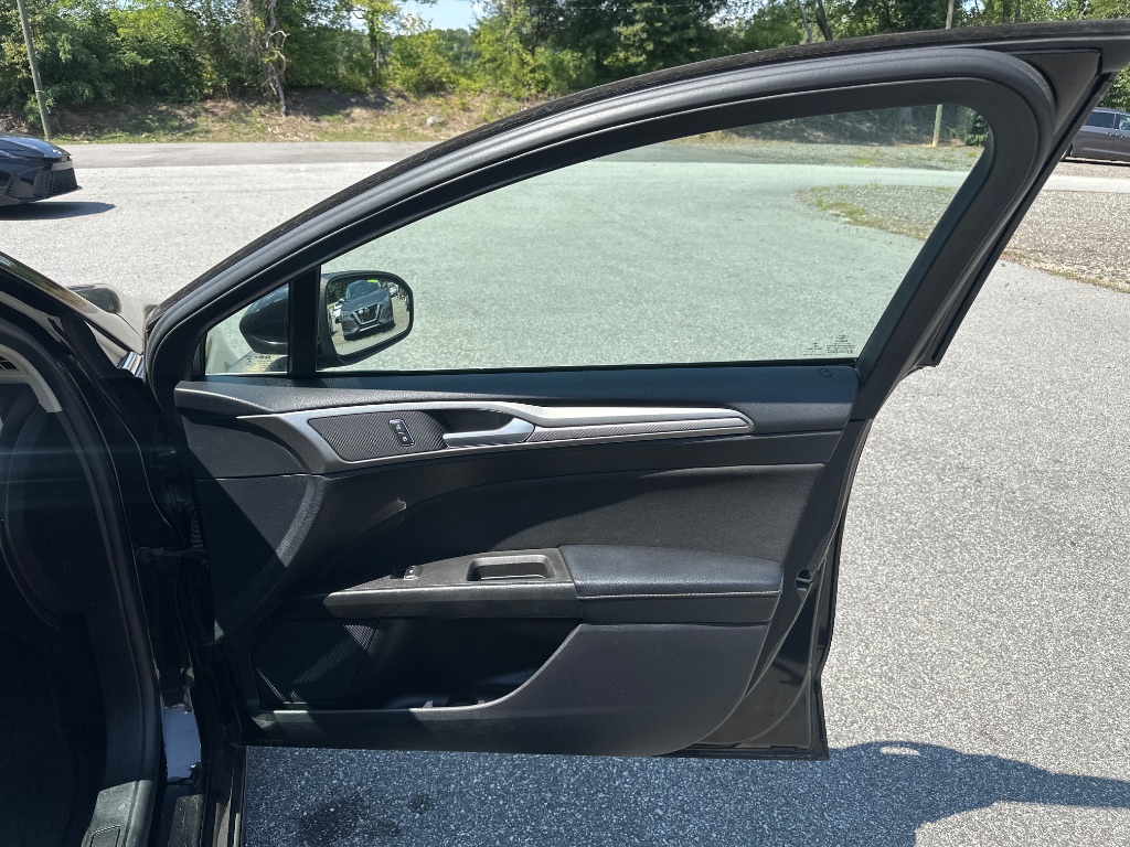 2020 Ford Fusion - $10,499