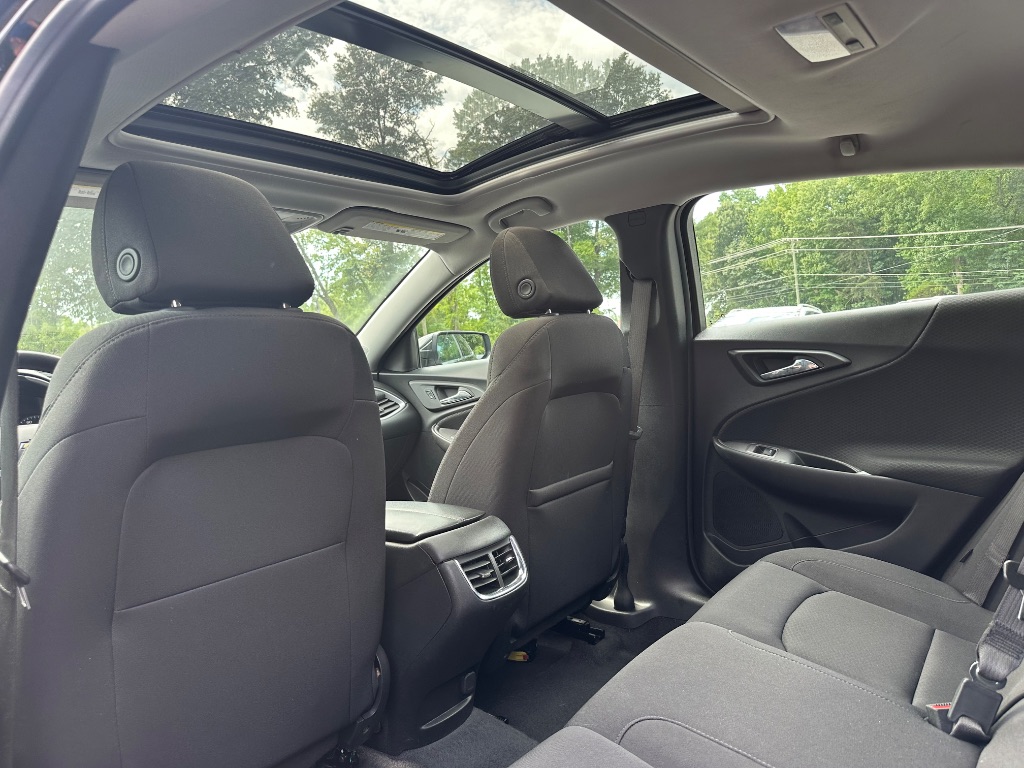 2024 Chevrolet Malibu - $13,499