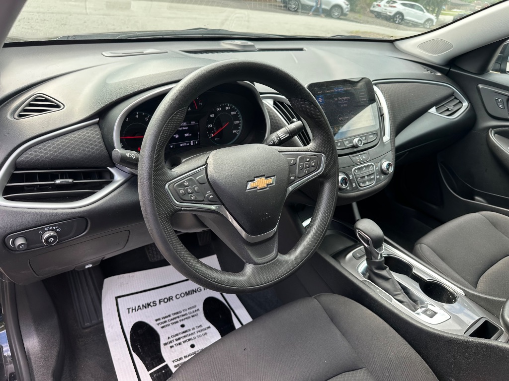 2024 Chevrolet Malibu - $13,499
