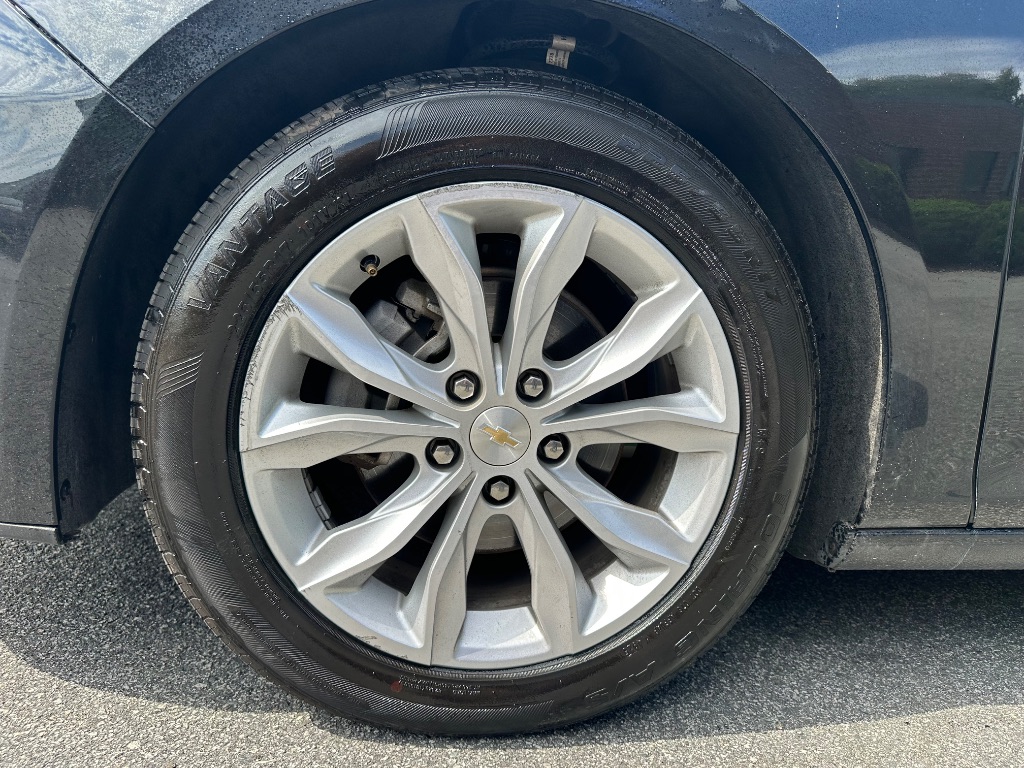 2024 Chevrolet Malibu - $13,499
