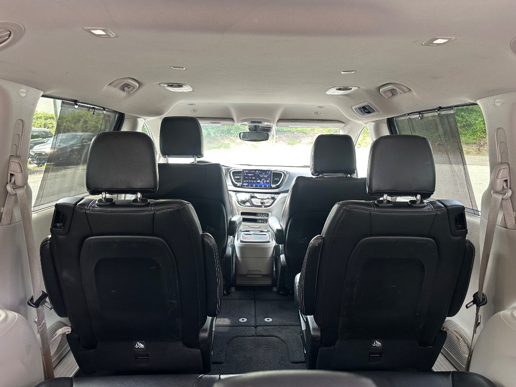 2022 Chrysler Pacifica - $15,999