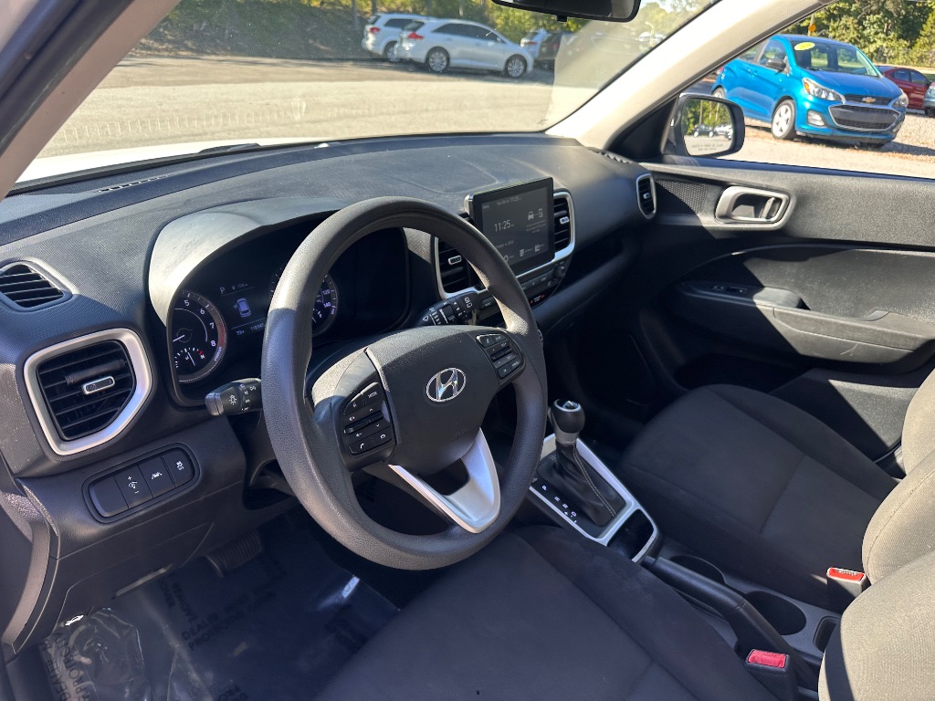 2021 Hyundai Venue - $10,999