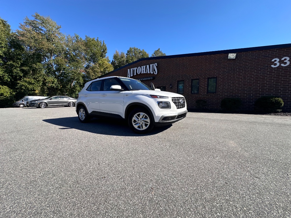 2021 Hyundai Venue - $10,999