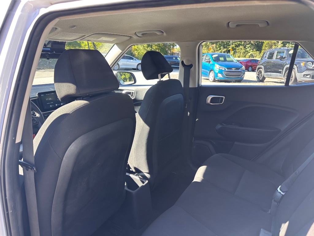 2021 Hyundai Venue - $10,999