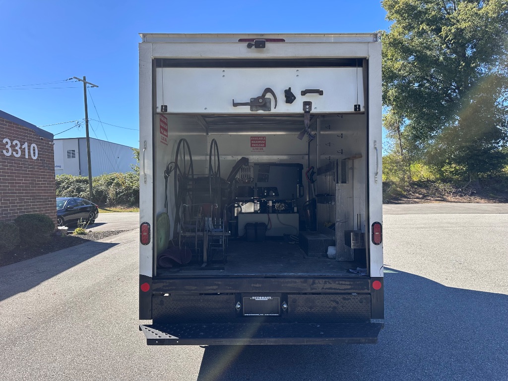 2022 Ford Transit - $29,999