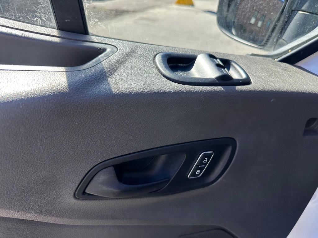 2022 Ford Transit - $29,999