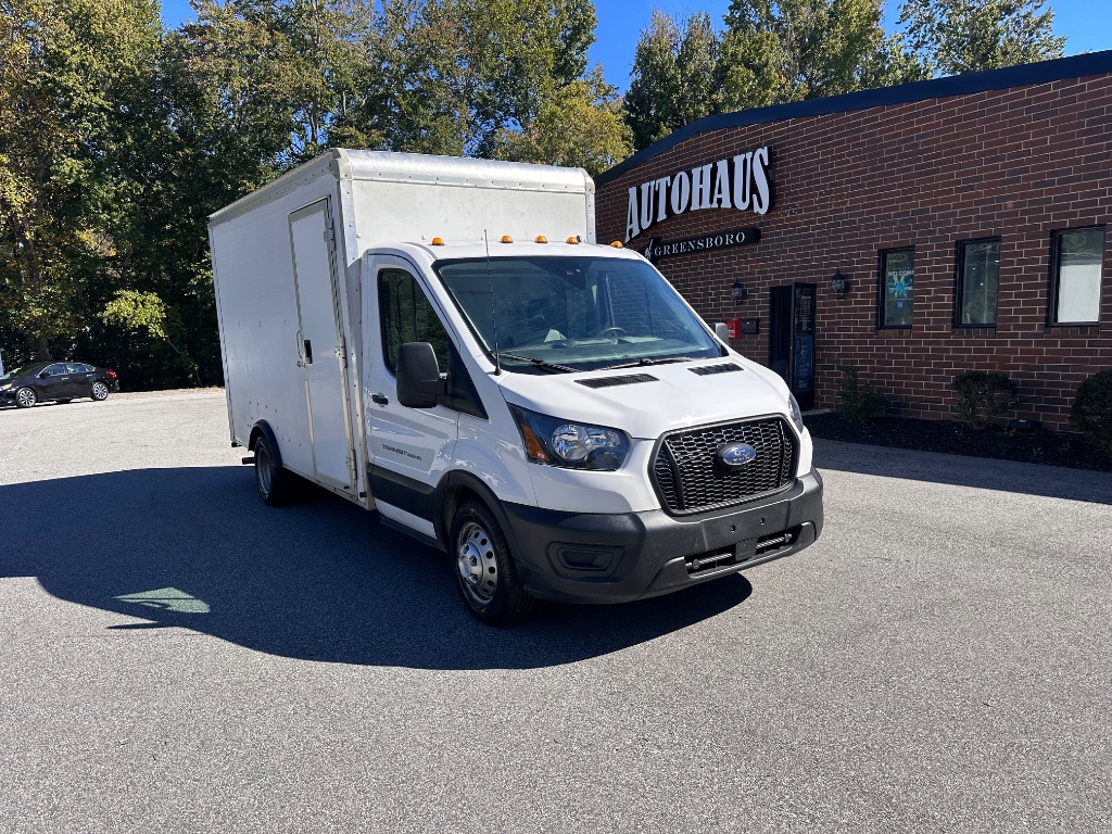 2022 Ford Transit - $29,999