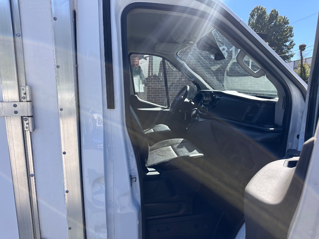 2022 Ford Transit - $29,999