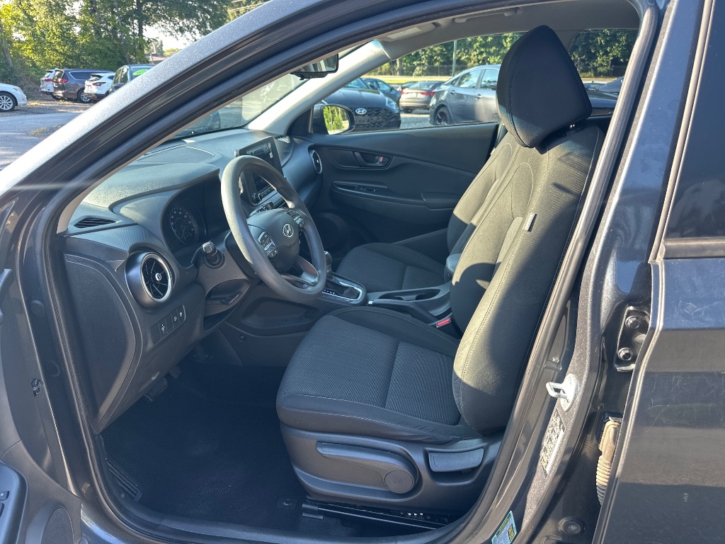 2022 Hyundai Kona - $11,499