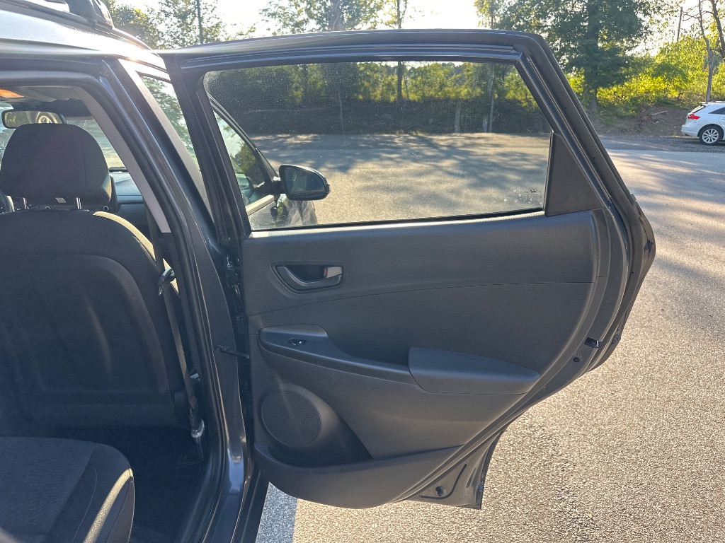 2022 Hyundai Kona - $11,499