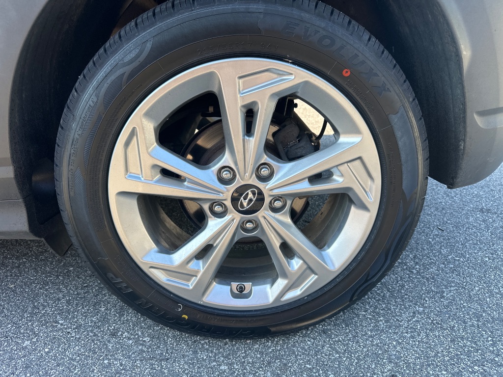 2022 Hyundai Kona - $11,499