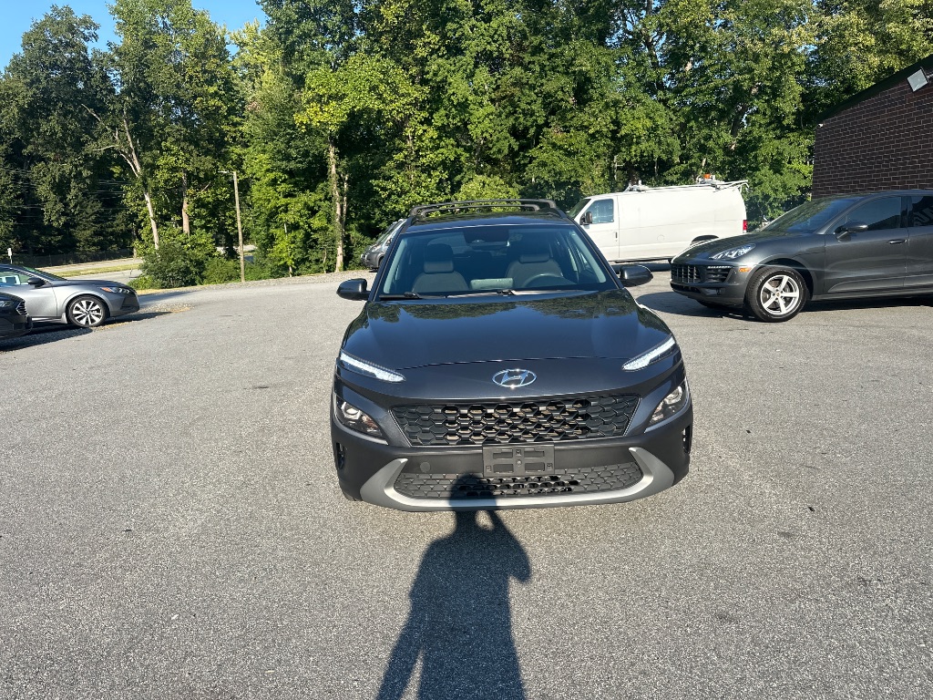 2022 Hyundai Kona - $11,499