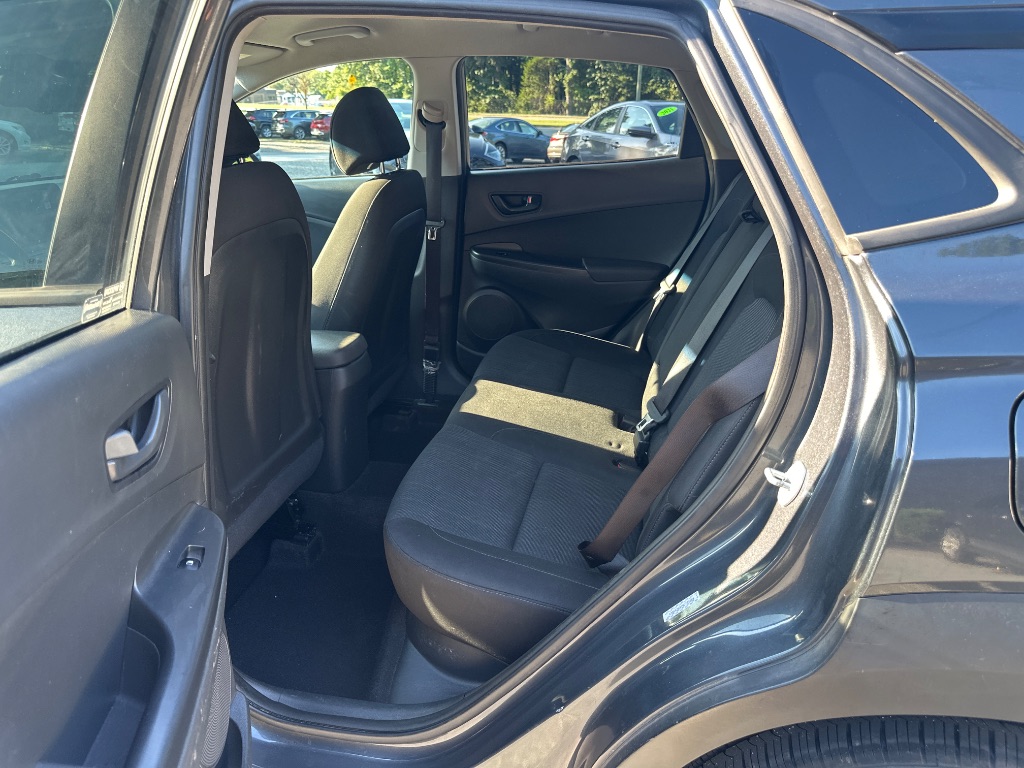 2022 Hyundai Kona - $11,499