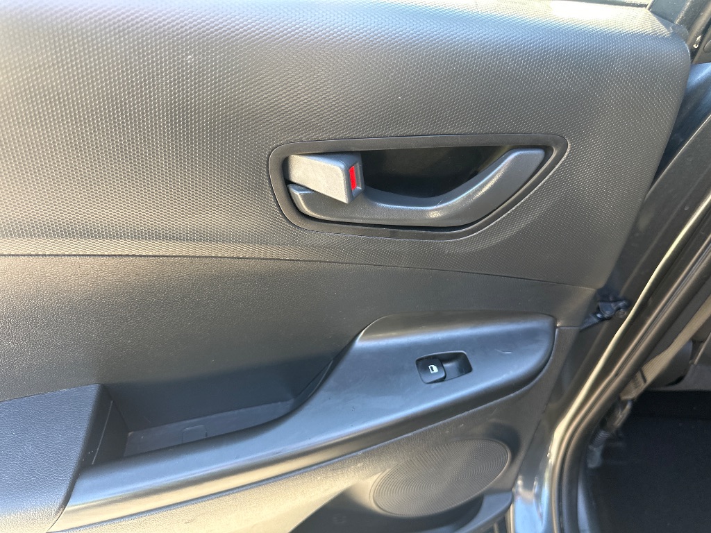 2022 Hyundai Kona - $11,499