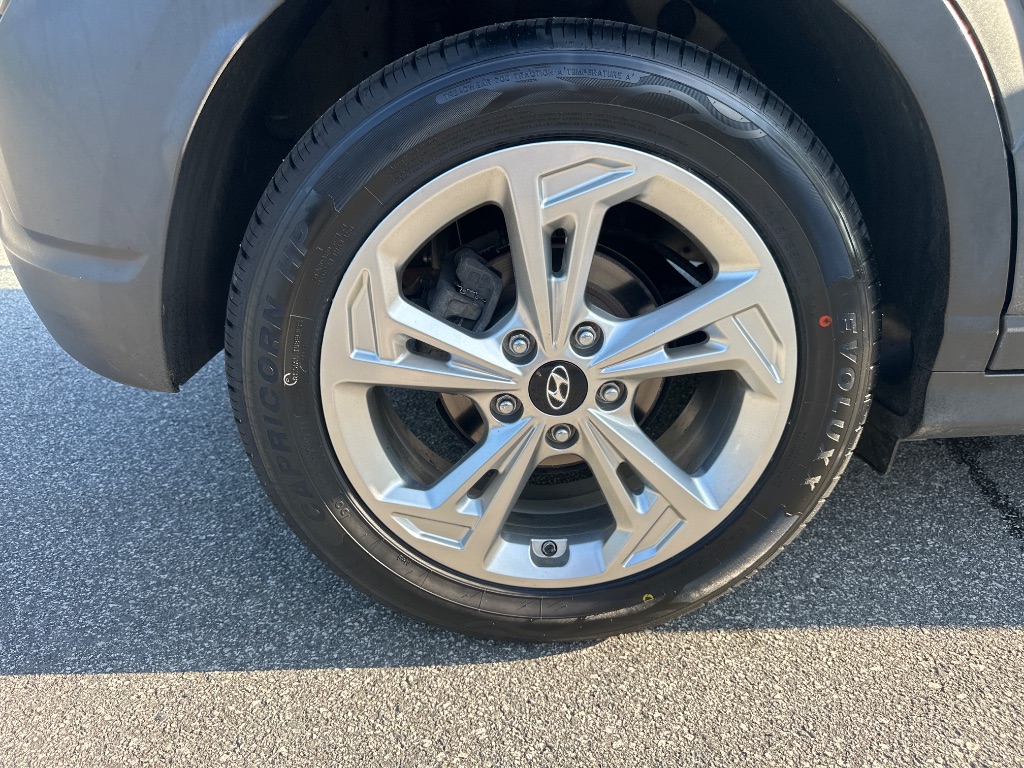 2022 Hyundai Kona - $11,499