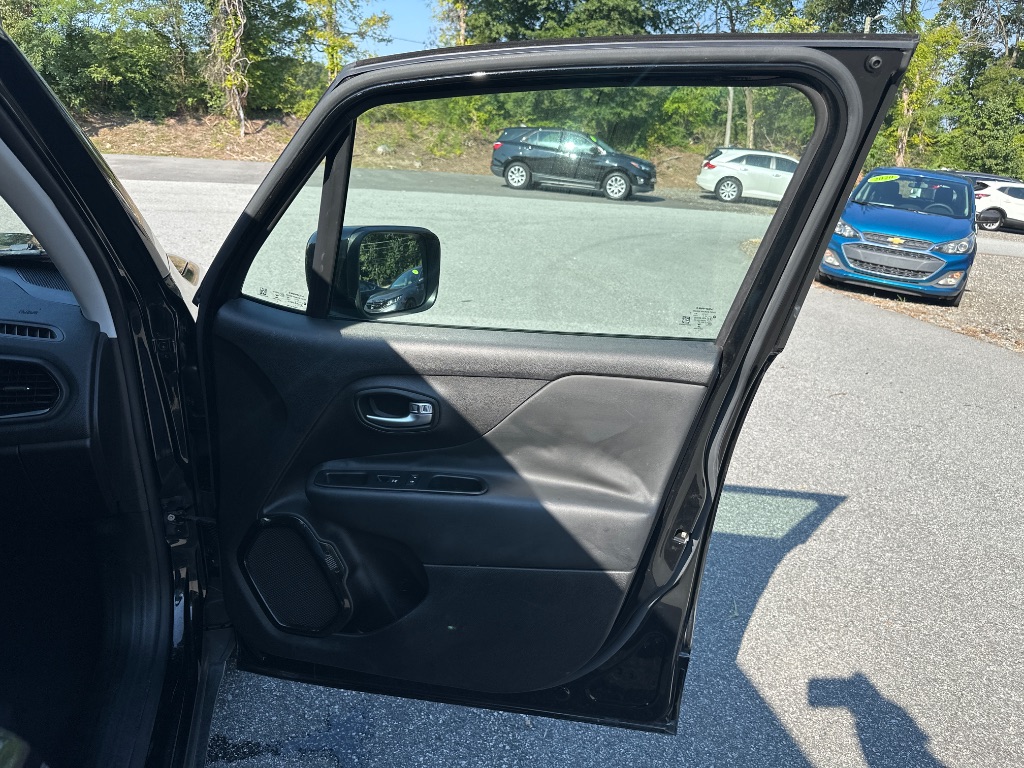 2017 Jeep Renegade - $10,999