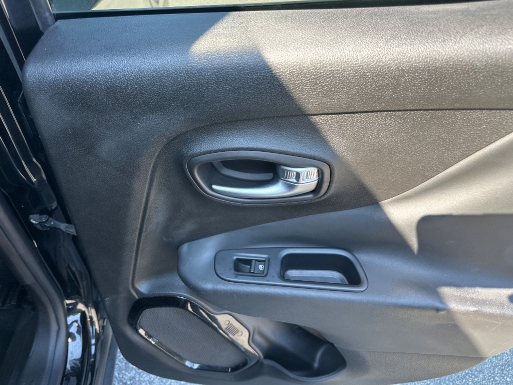 2017 Jeep Renegade - $10,999