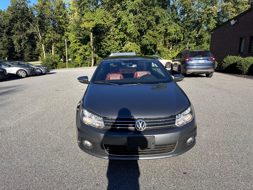 2012 Volkswagen Eos - $8,999