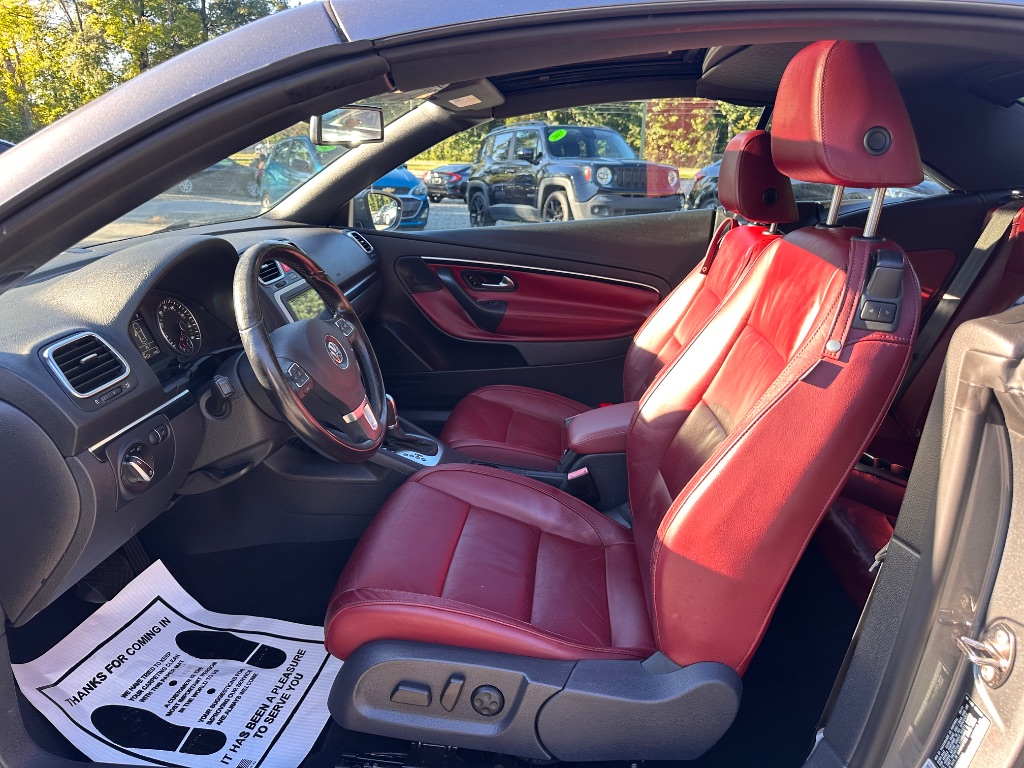2012 Volkswagen Eos - $8,999