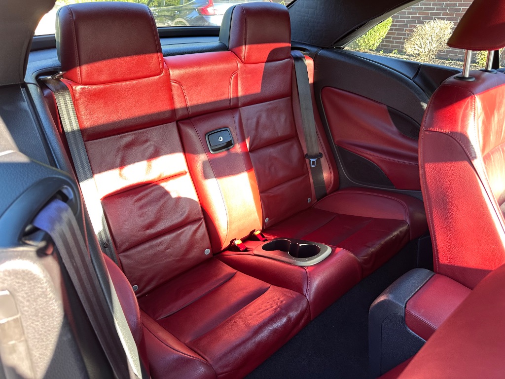 2012 Volkswagen Eos - $8,999