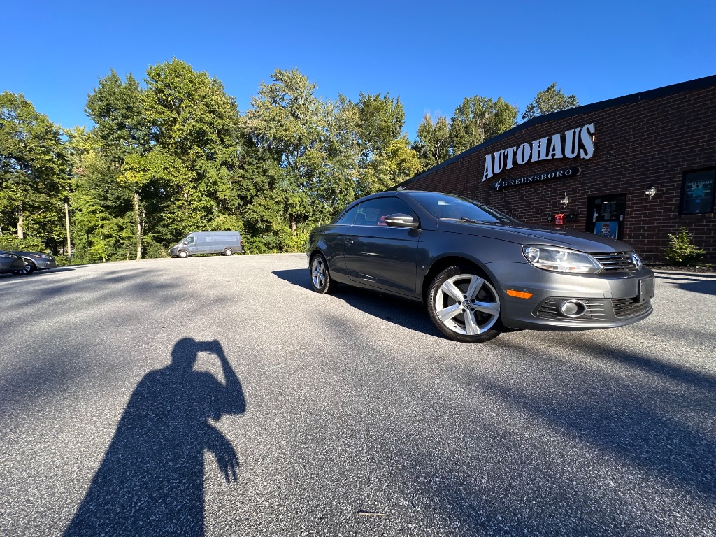 2012 Volkswagen Eos - $8,999