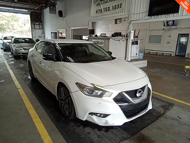 2016 Nissan Maxima - $8,800