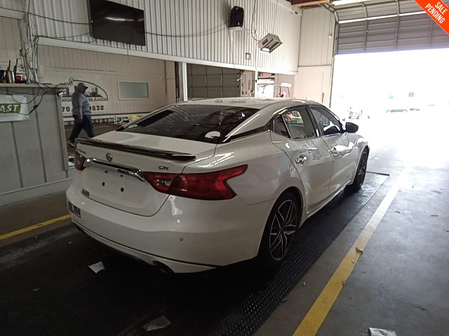 2016 Nissan Maxima - $8,800