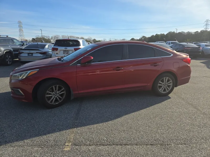 2016 Hyundai Sonata - $9,900